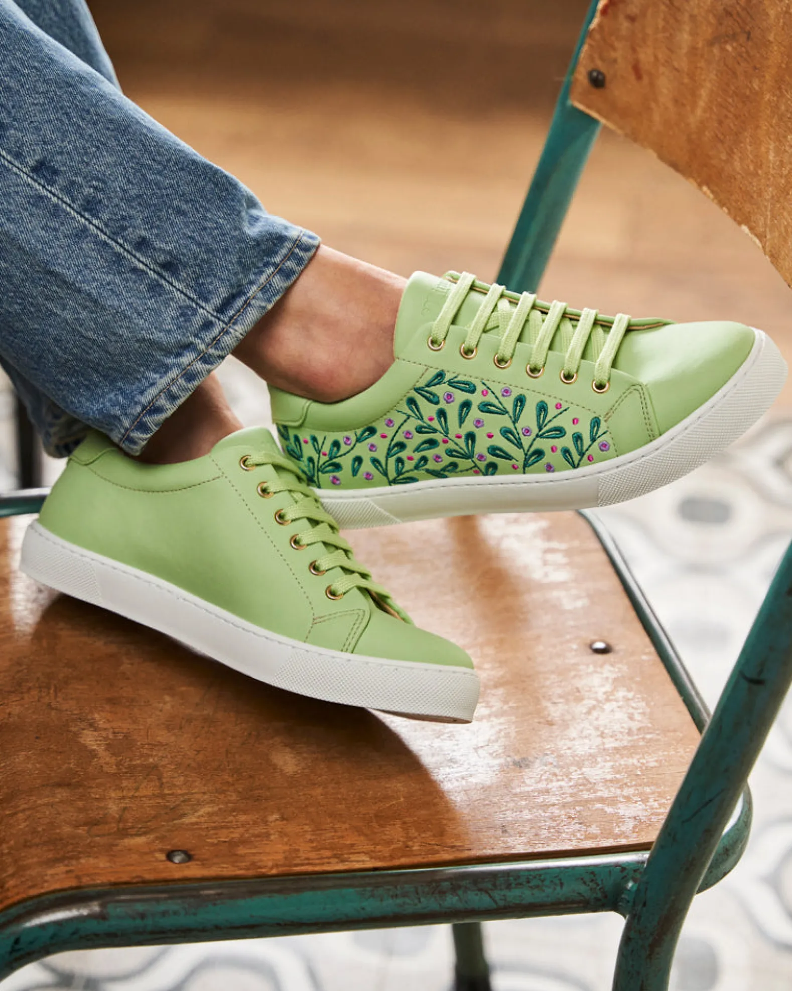 Virevolte Feuillage Vert