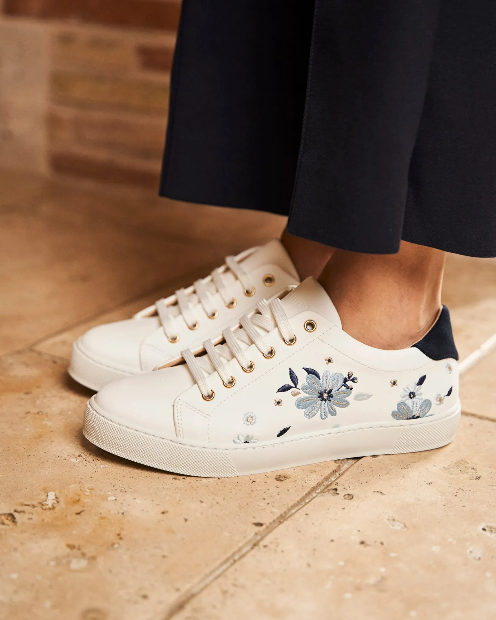 Virevolte Fleur Bleue